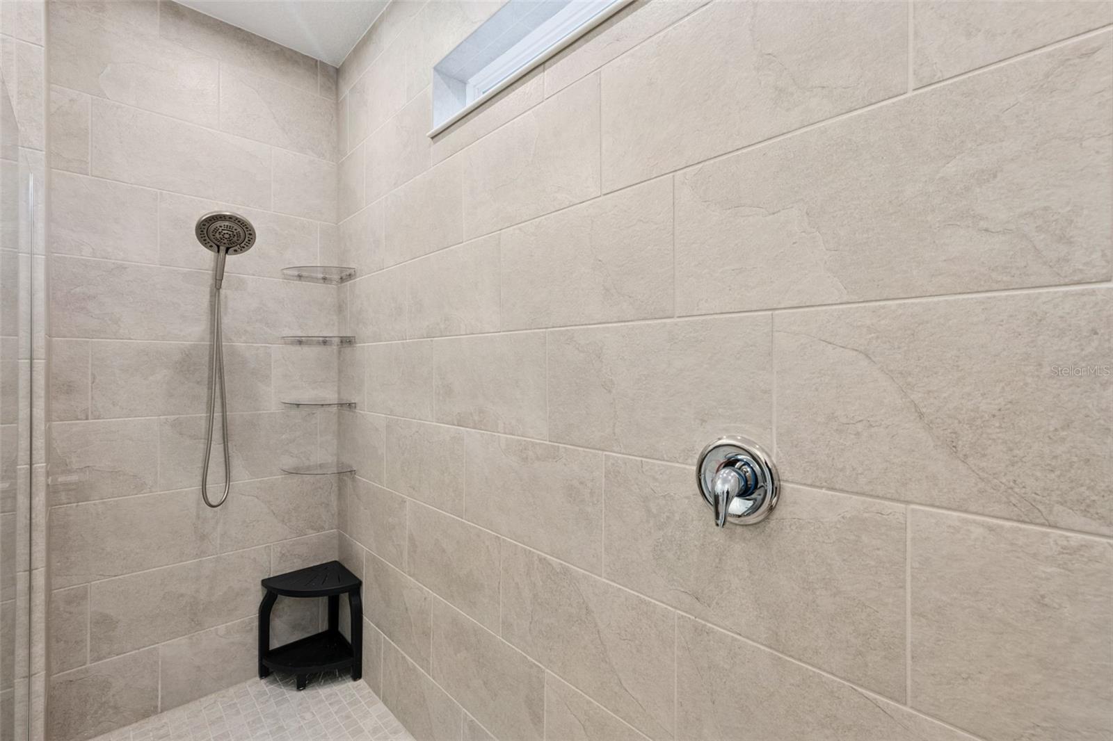 Image 23 of 62 For 887 Asterfield Lane