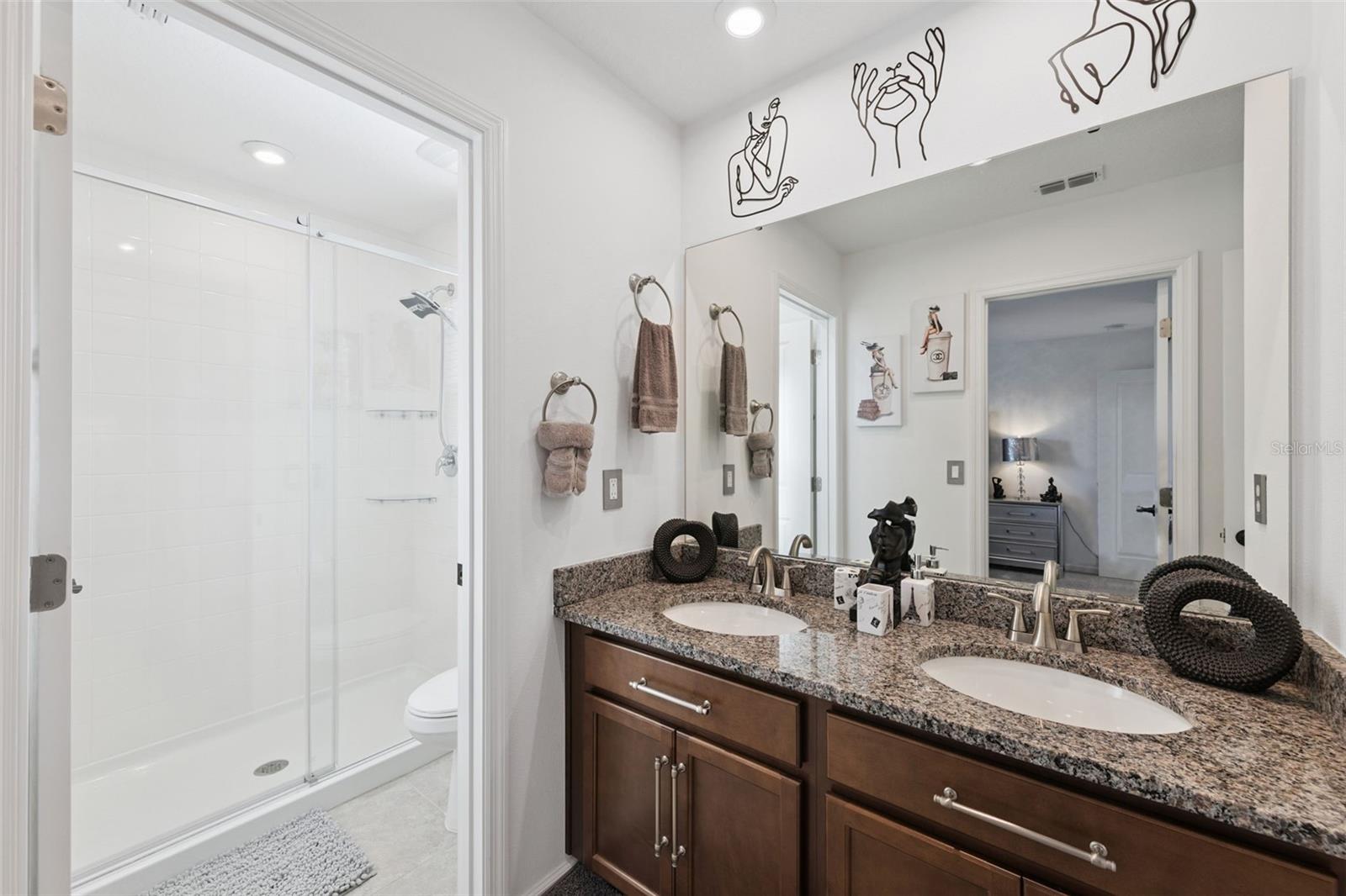 Image 29 of 62 For 887 Asterfield Lane