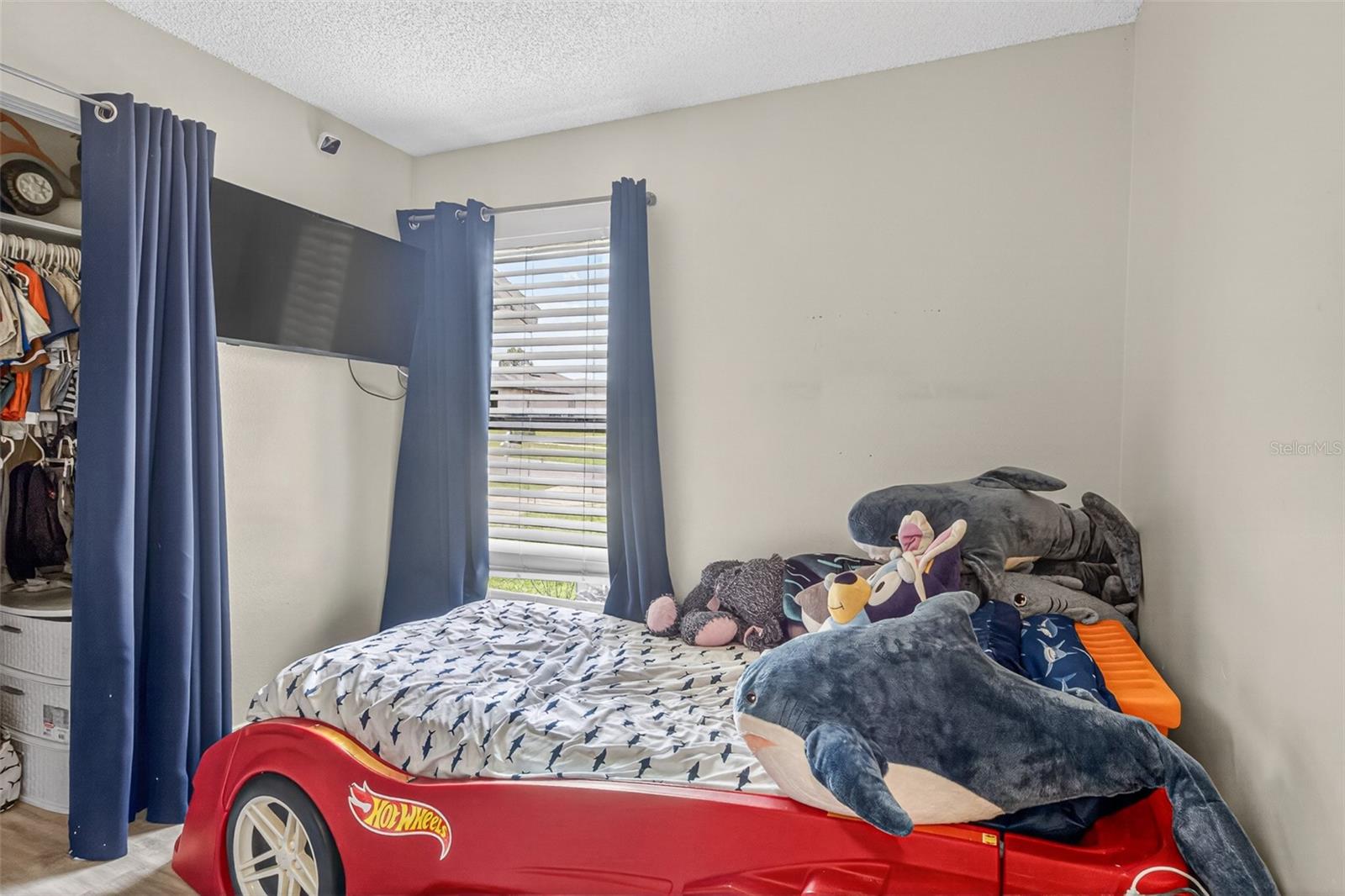 Image 11 of 27 For 6327 Oren Court