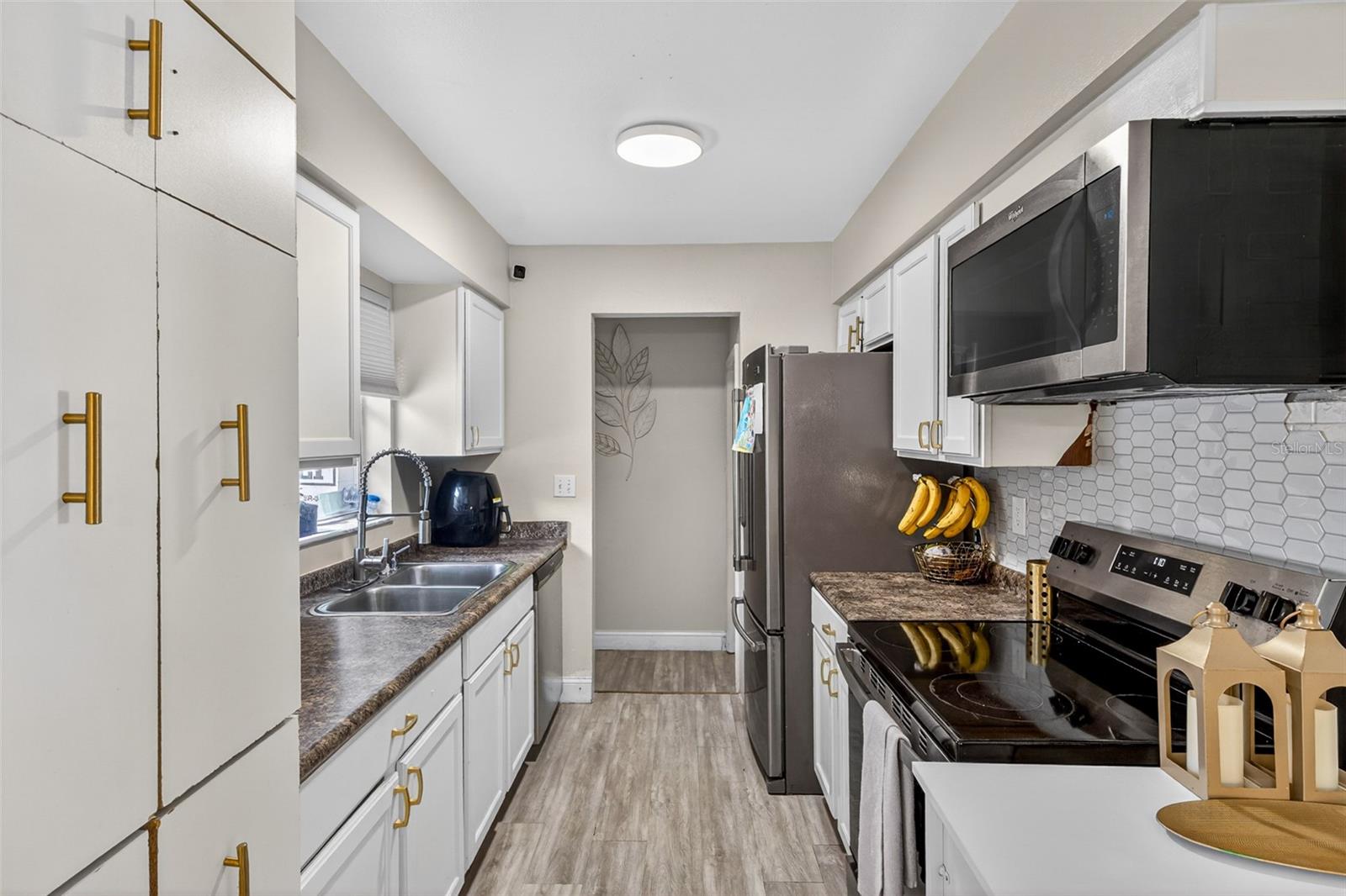 Image 8 of 27 For 6327 Oren Court