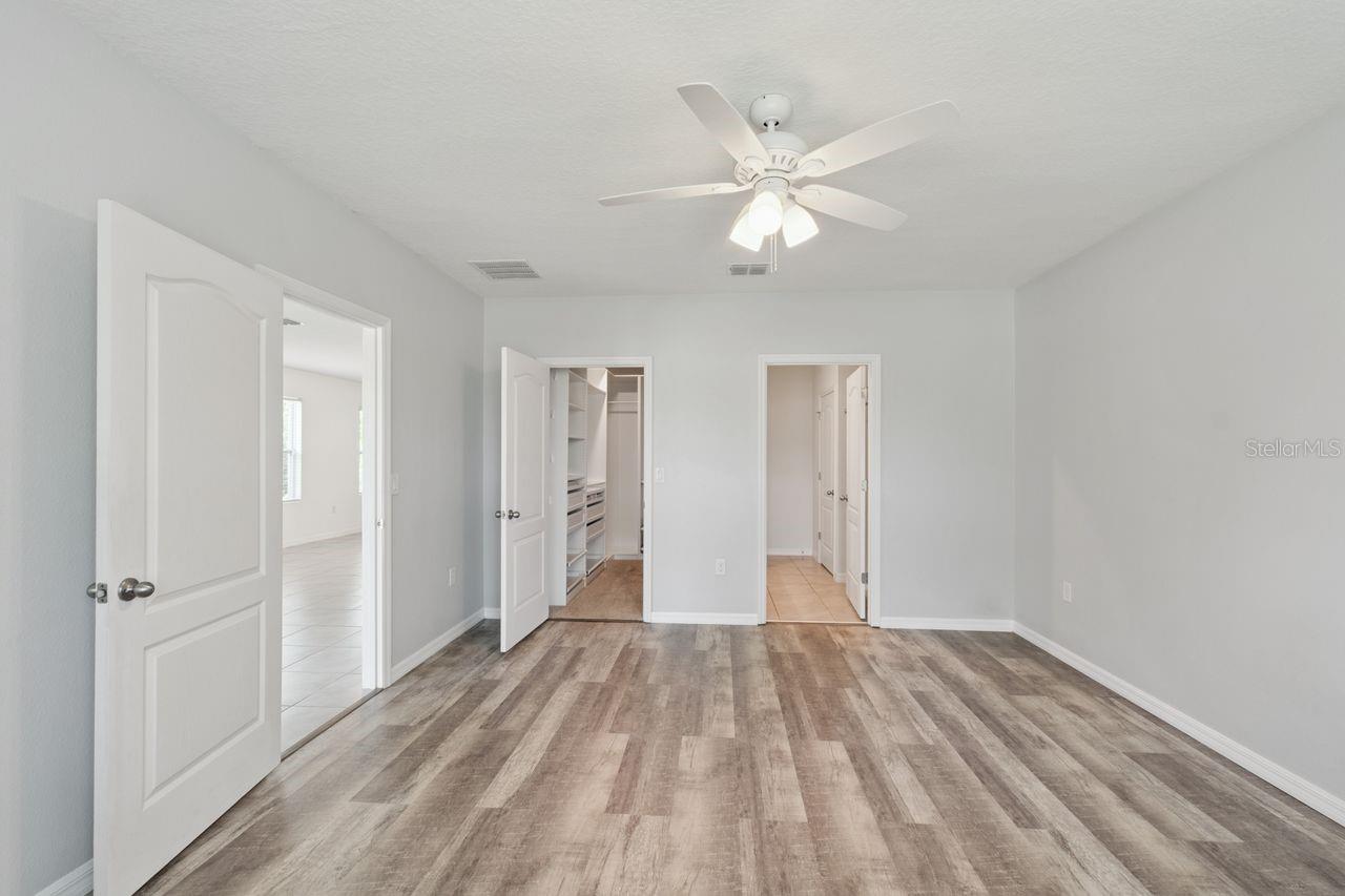 Image 13 of 47 For 859 Gunnison Drive