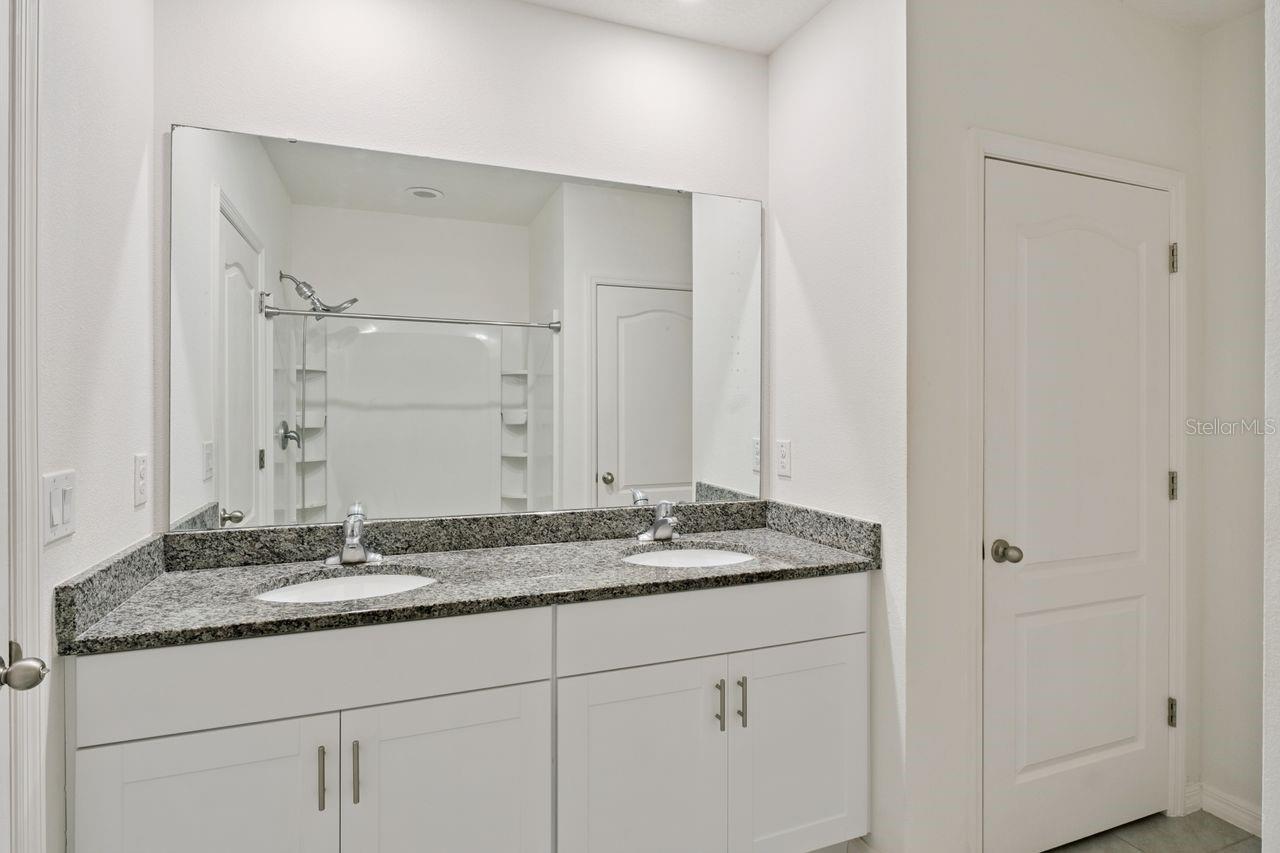 Image 17 of 47 For 859 Gunnison Drive