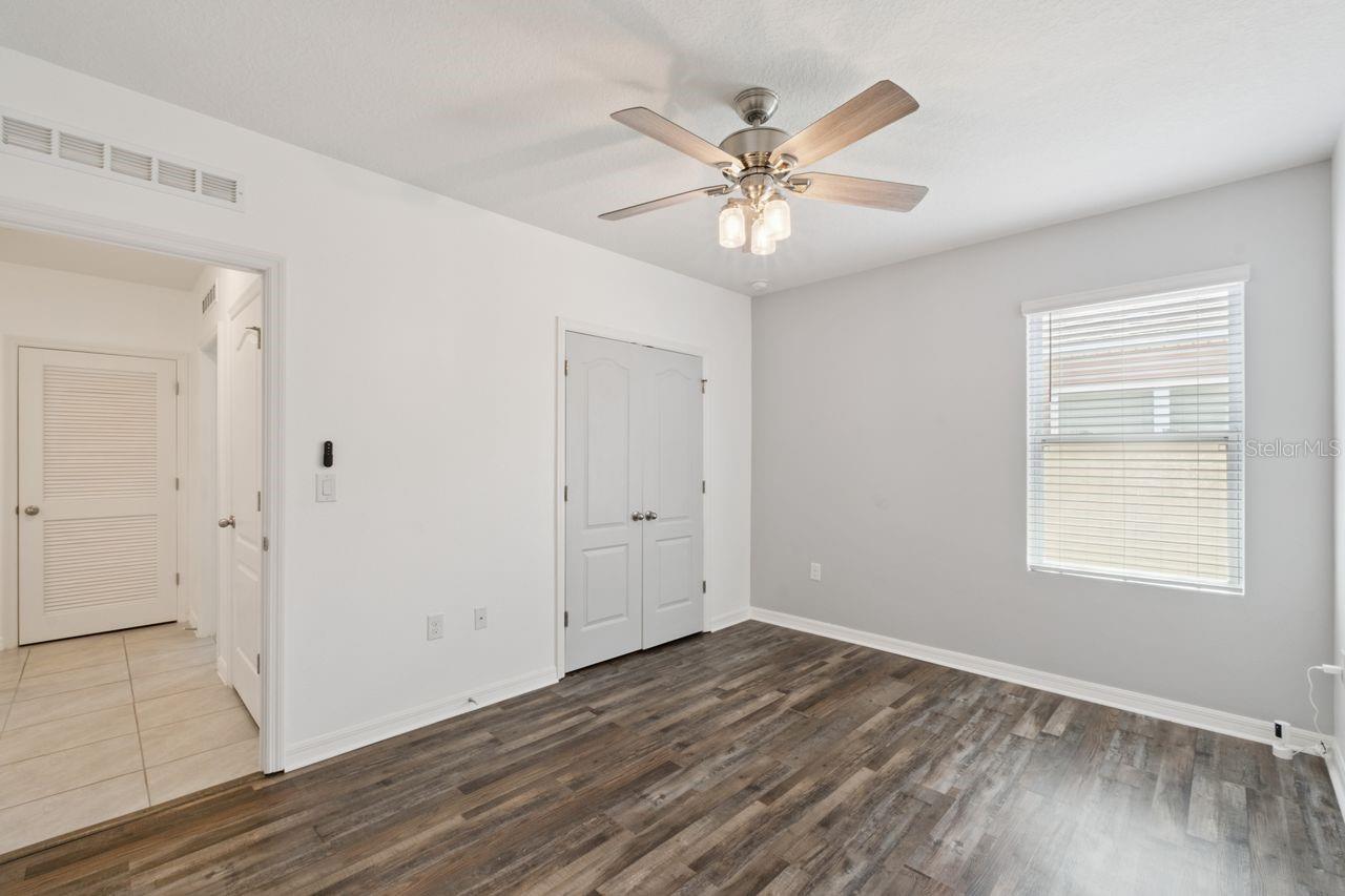 Image 22 of 47 For 859 Gunnison Drive