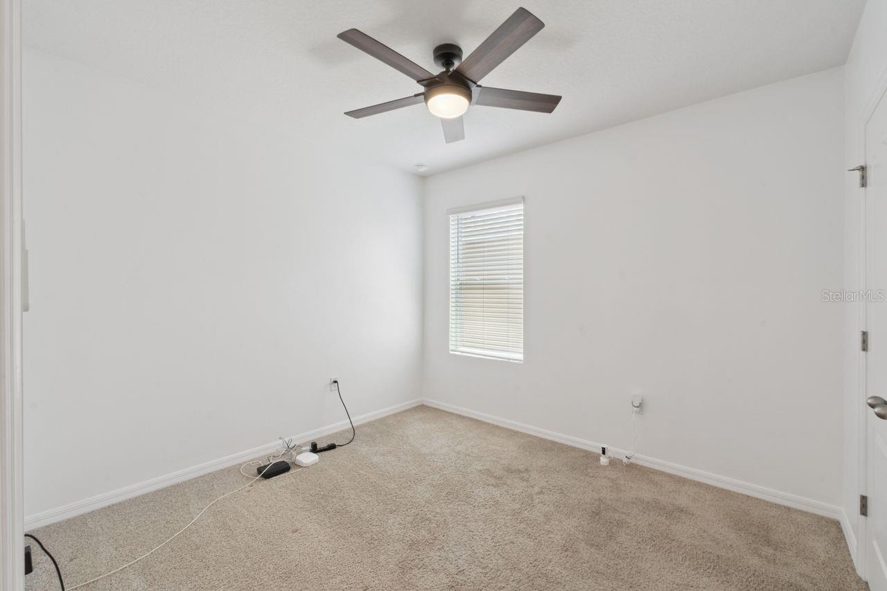 Image 27 of 47 For 859 Gunnison Drive