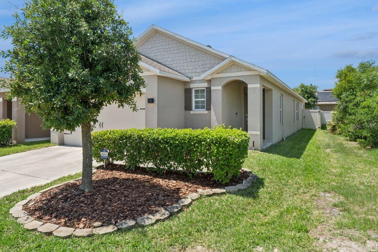 Image 46 of 47 For 859 Gunnison Drive