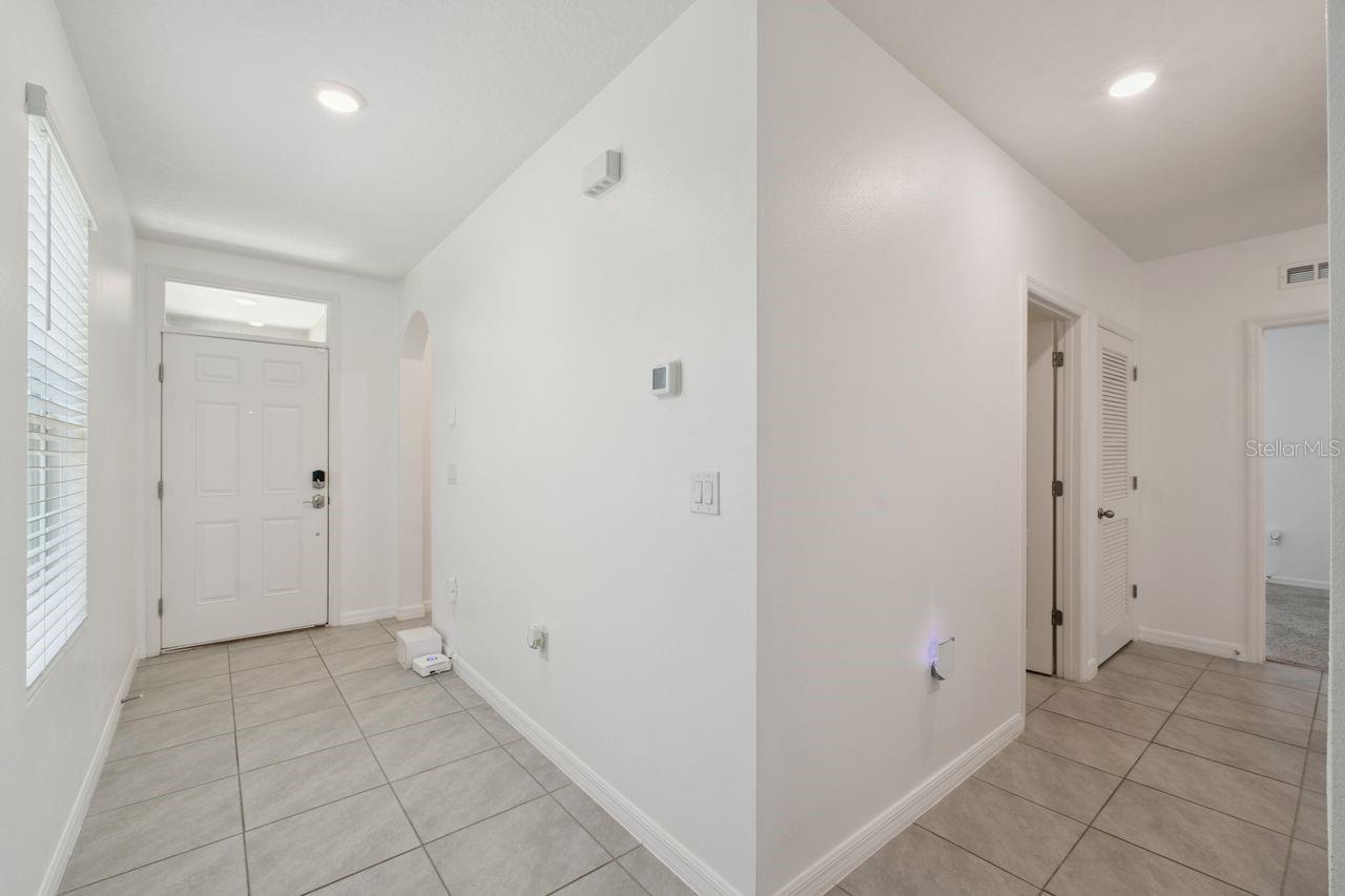 Image 6 of 47 For 859 Gunnison Drive