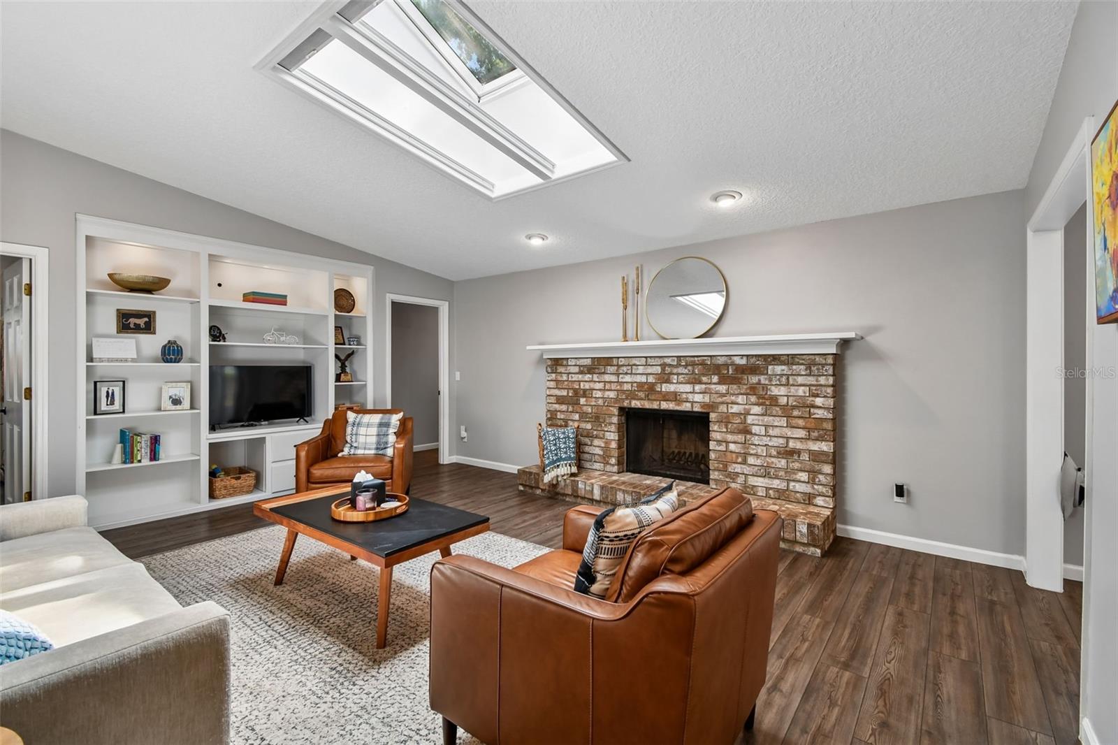 Image 14 of 65 For 354 Hornbeam Drive