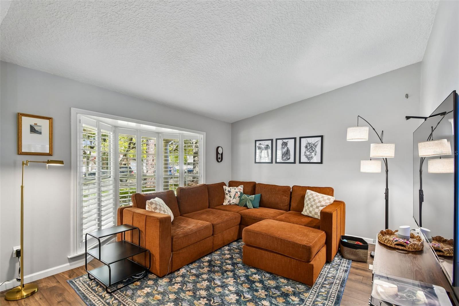 Image 7 of 65 For 354 Hornbeam Drive