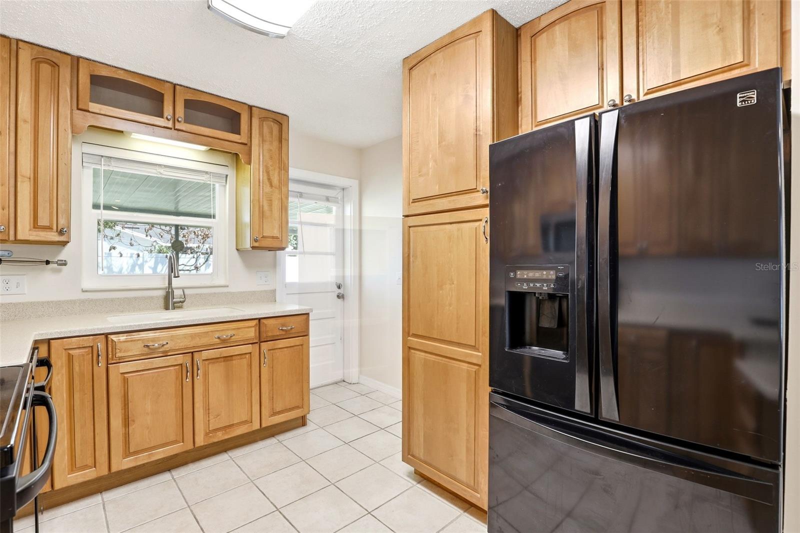 Image 15 of 41 For 611 Orchid Lane