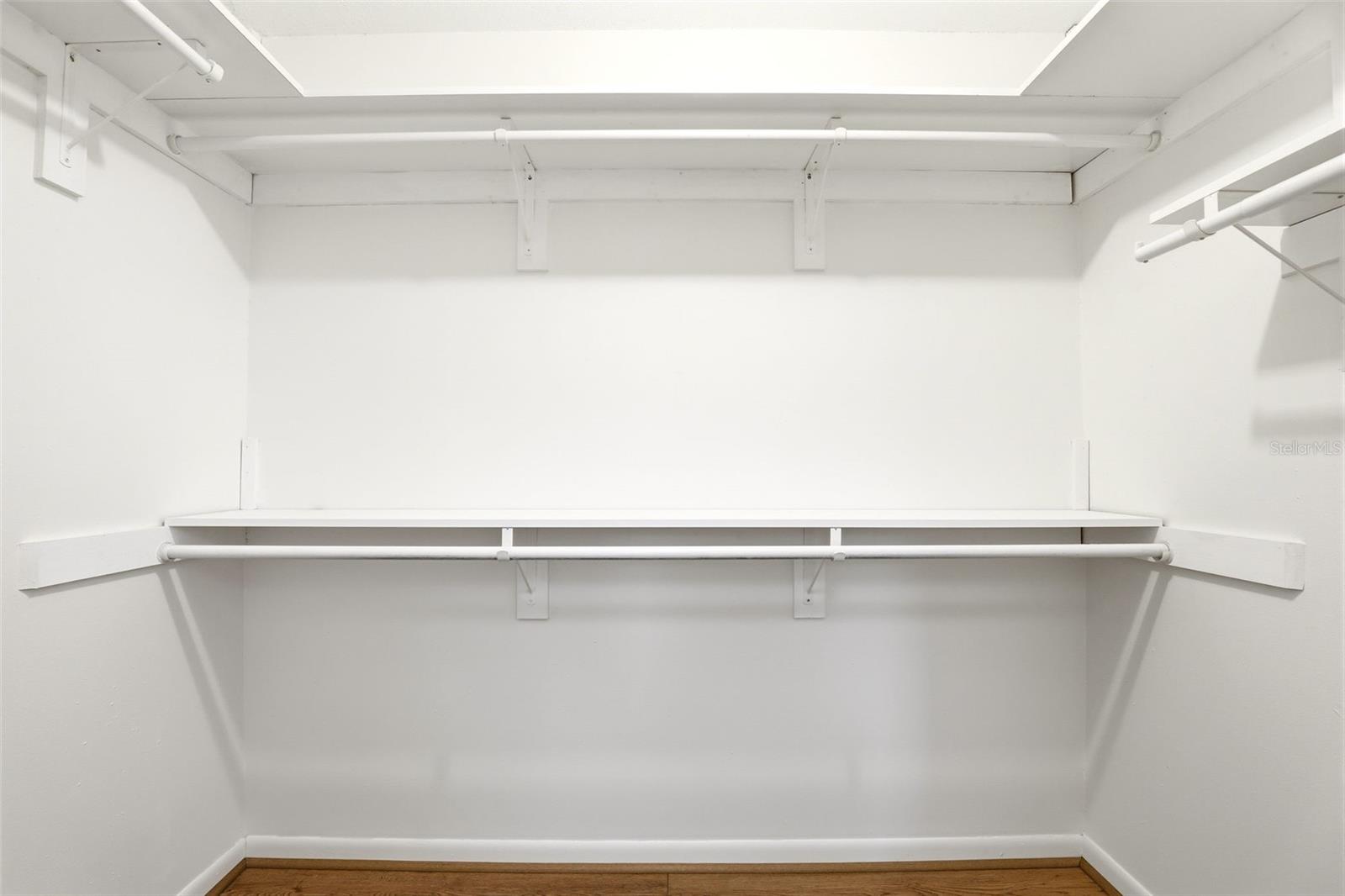 Image 27 of 41 For 611 Orchid Lane