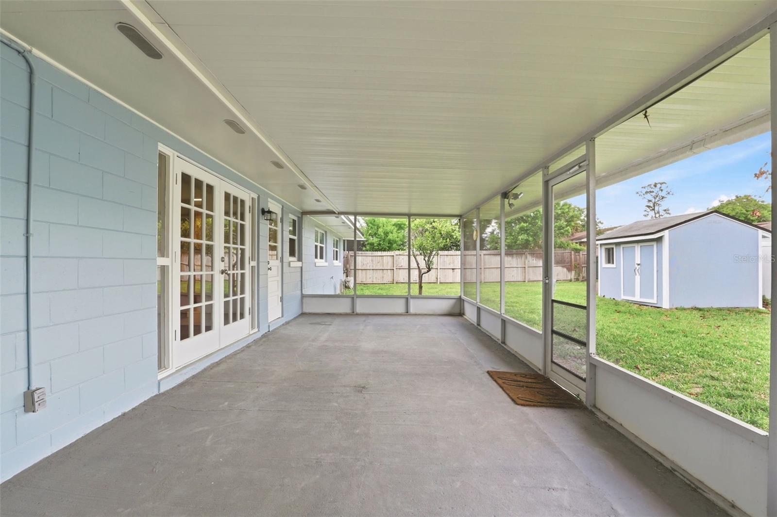 Image 33 of 41 For 611 Orchid Lane