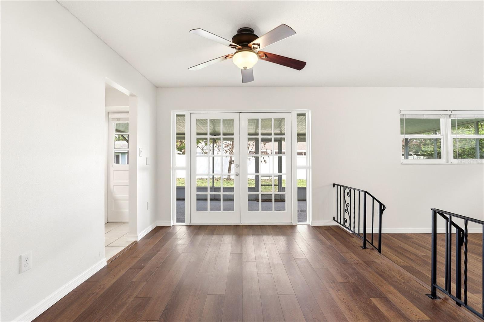 Image 6 of 41 For 611 Orchid Lane