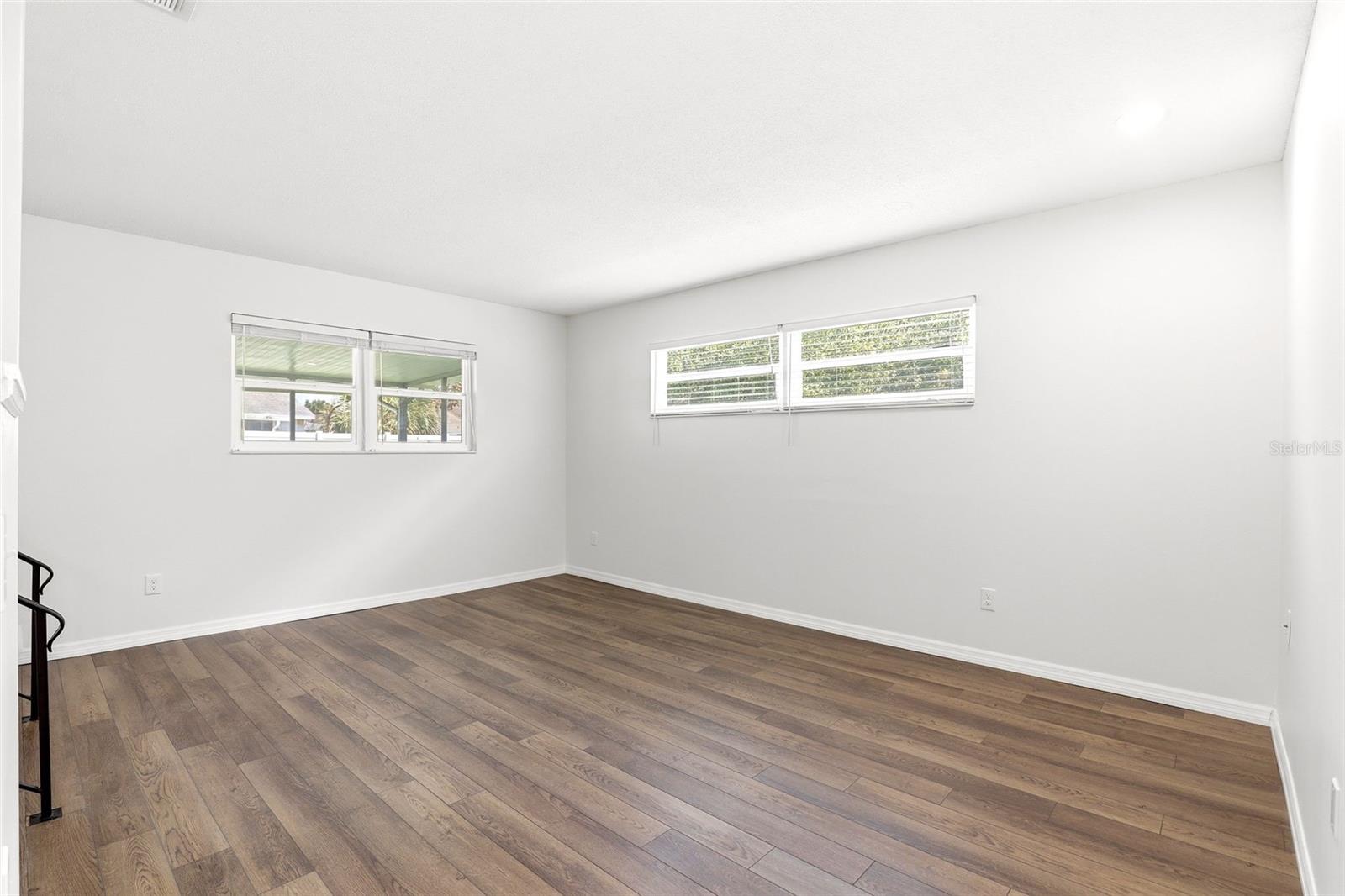 Image 9 of 41 For 611 Orchid Lane