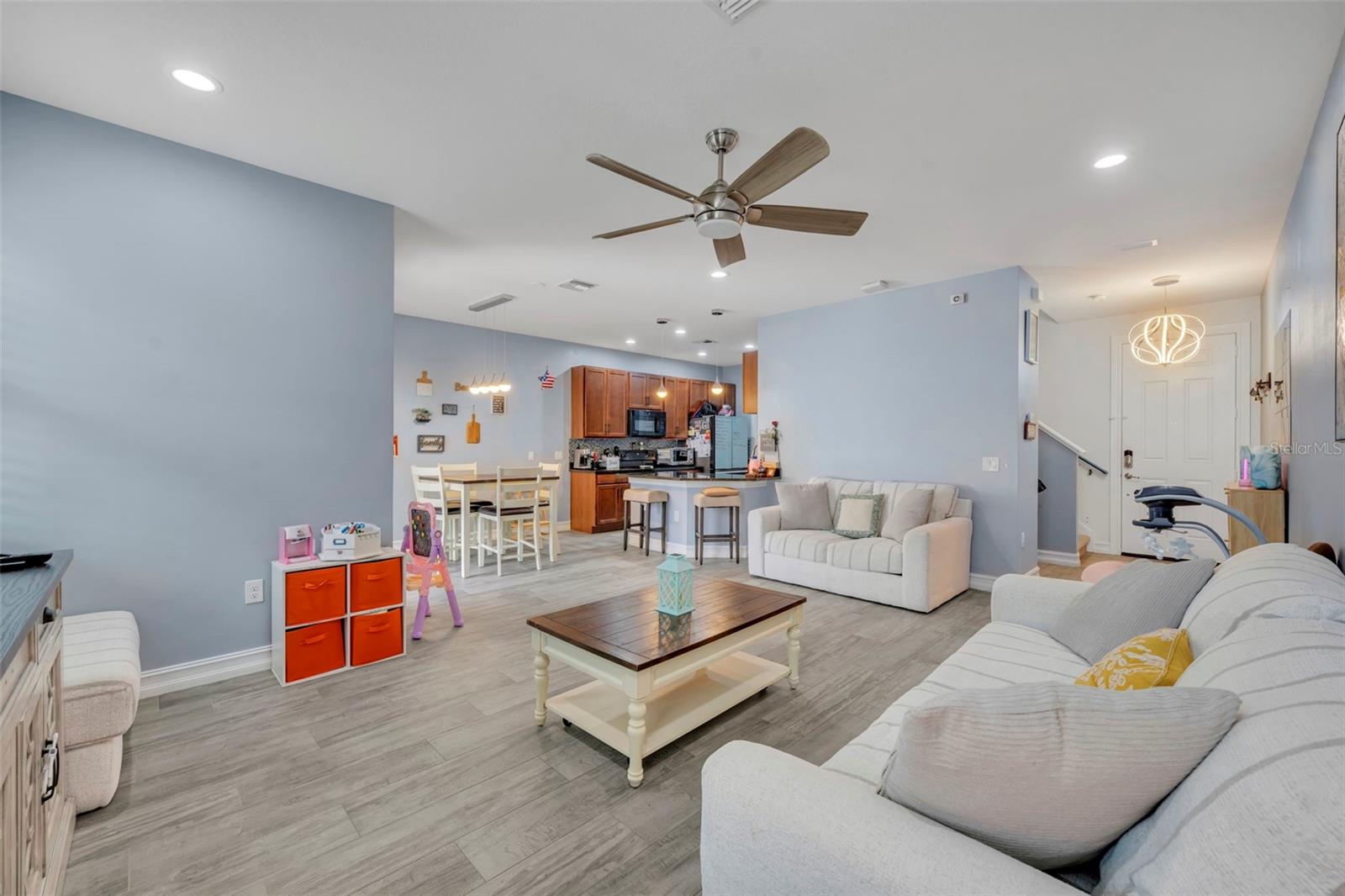 Image 12 of 54 For 1445 Isabella Drive 105