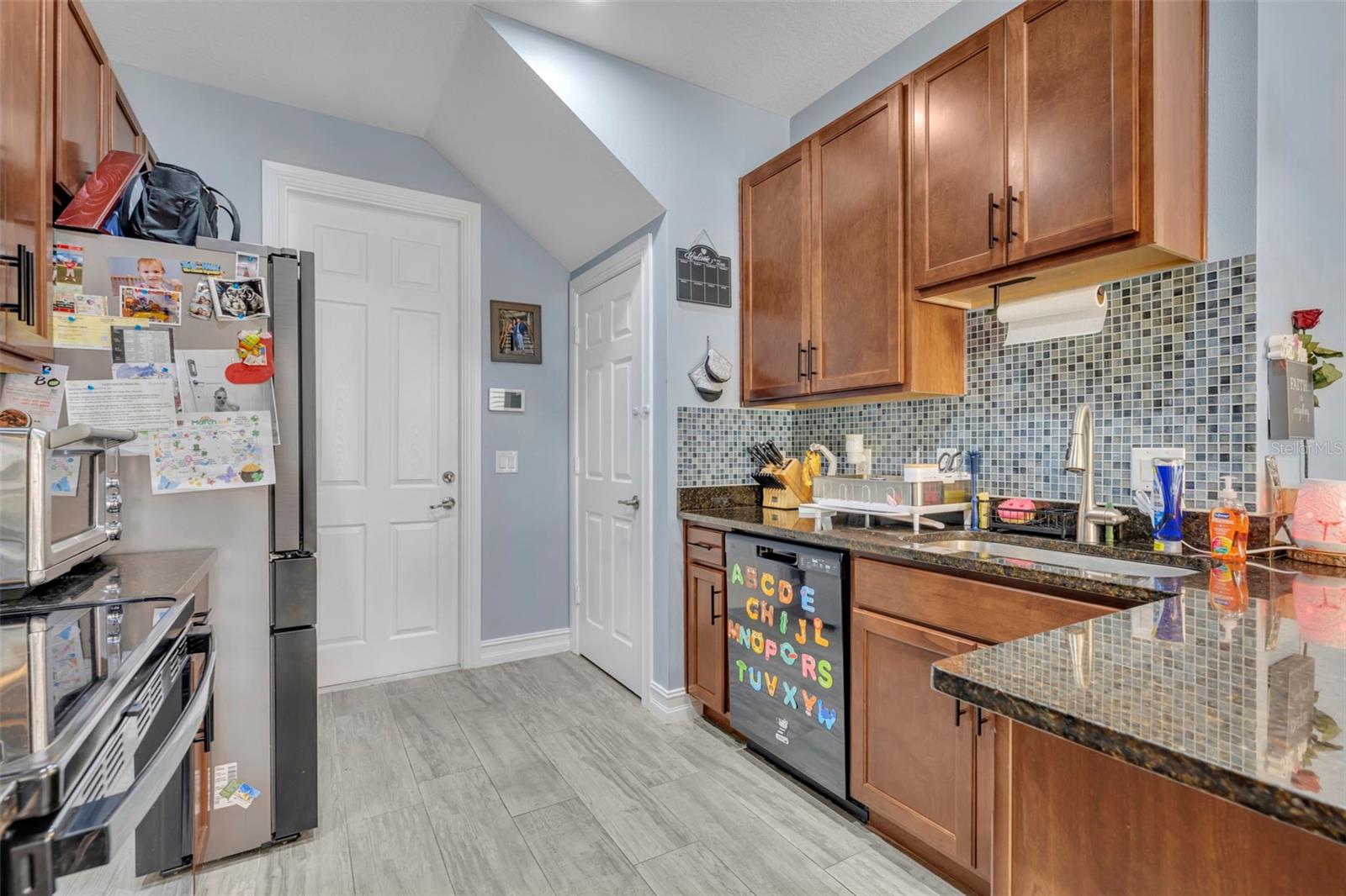 Image 18 of 54 For 1445 Isabella Drive 105