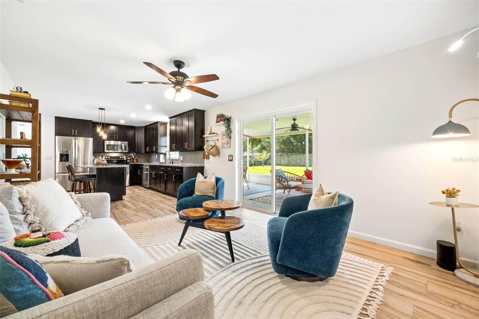 Image 14 of 52 For 1004 Cathy Drive