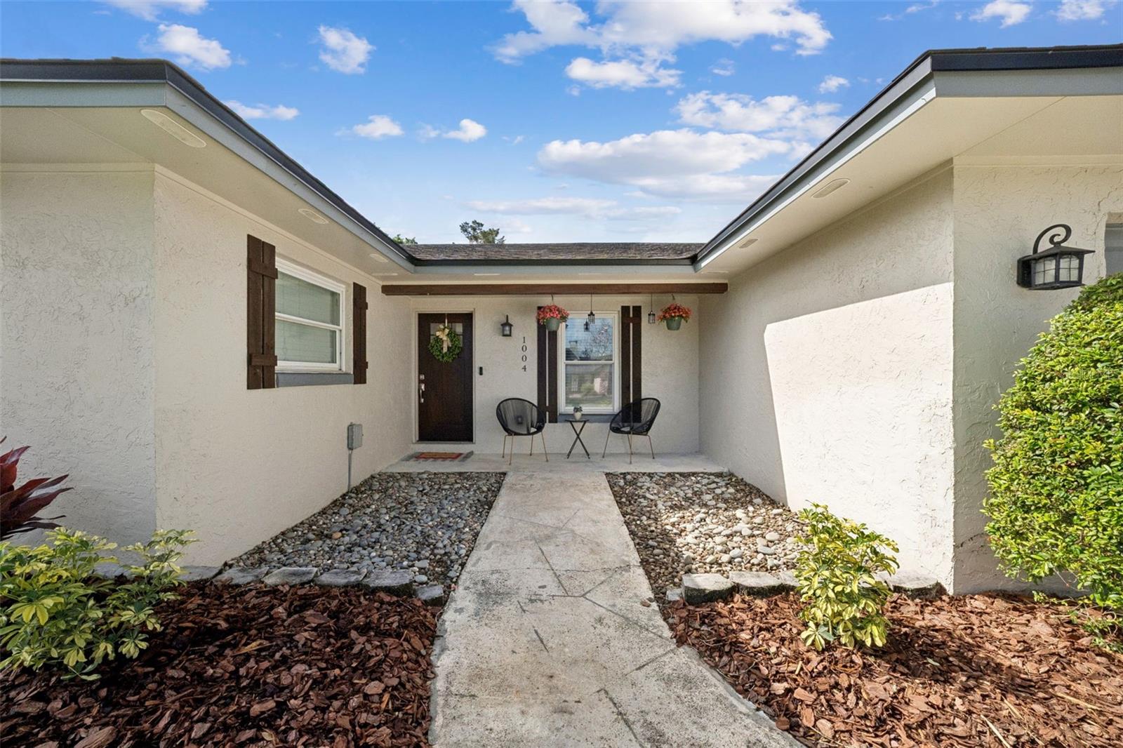 Image 3 of 52 For 1004 Cathy Drive