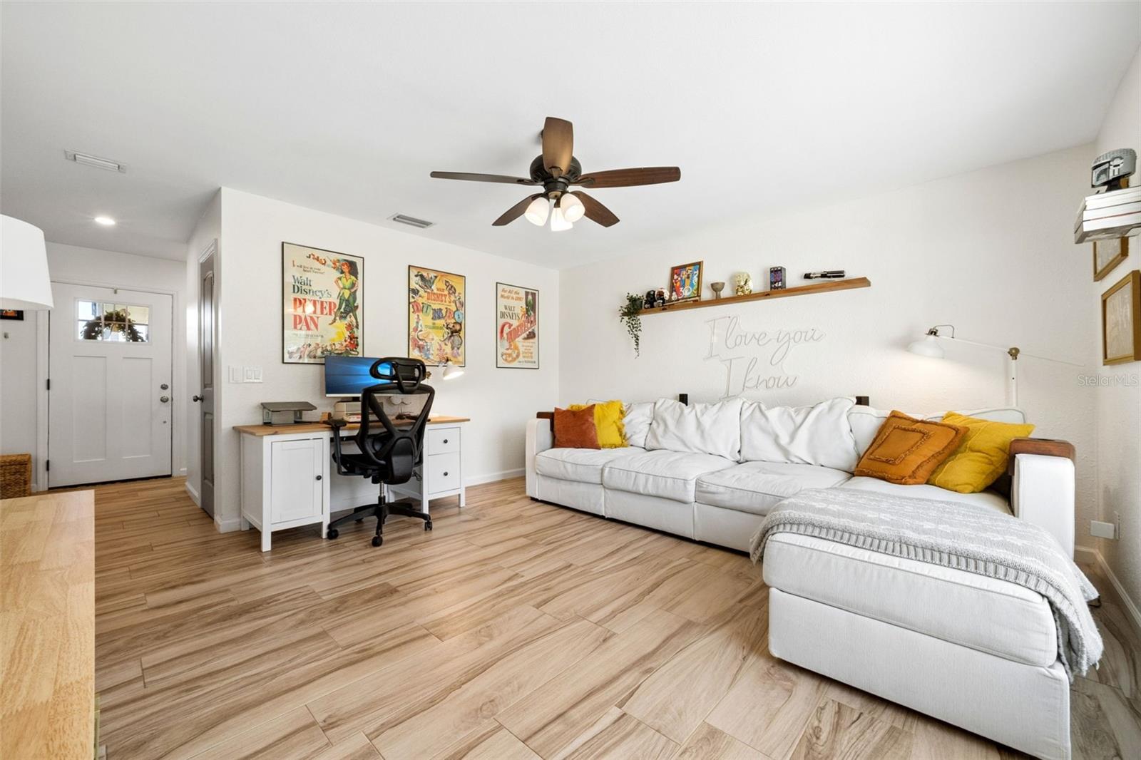 Image 9 of 52 For 1004 Cathy Drive