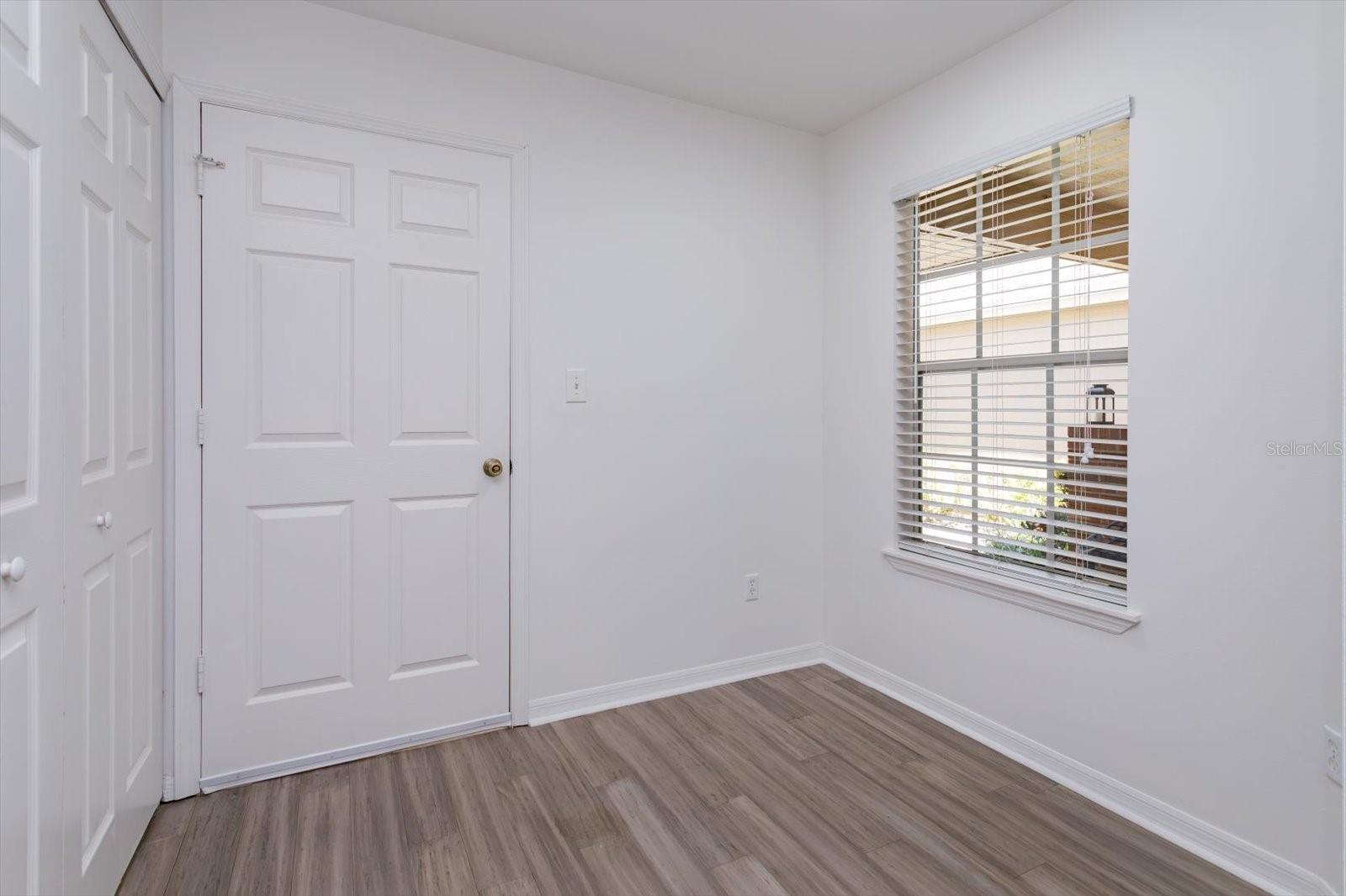 Image 11 of 75 For 671 Post Oak Circle 107