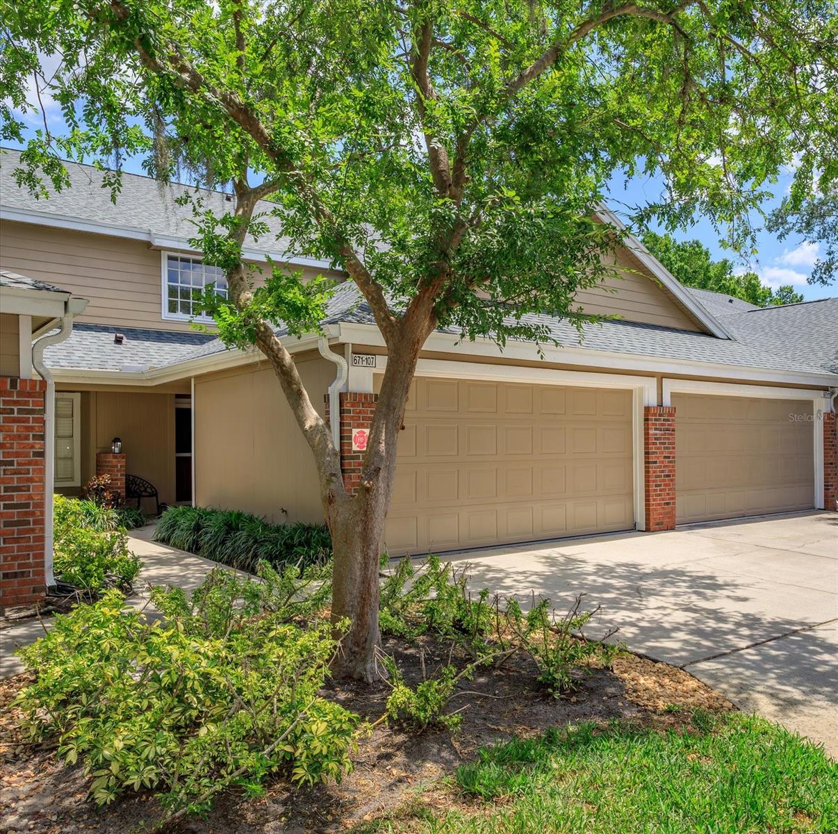 Image 3 of 75 For 671 Post Oak Circle 107