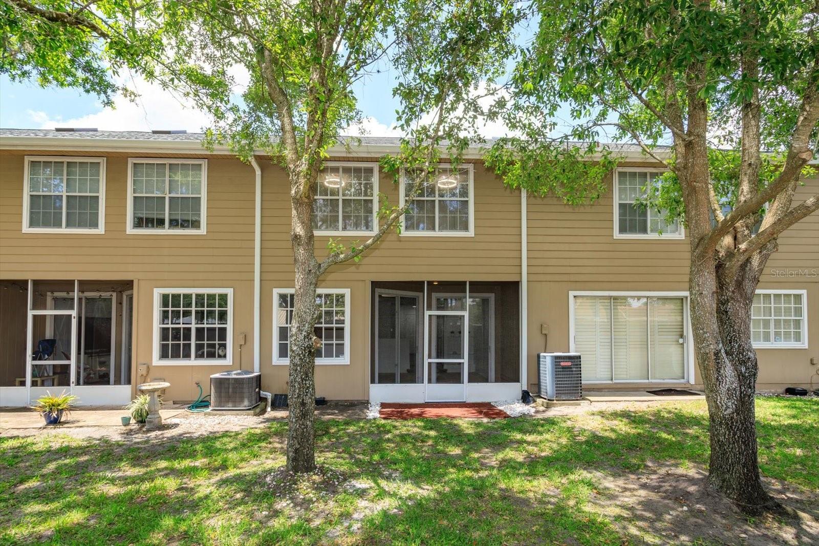 Image 35 of 75 For 671 Post Oak Circle 107