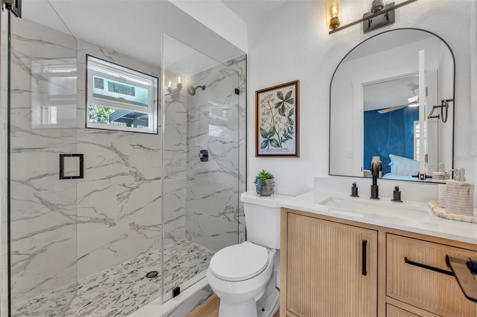 Image 20 of 29 For 454 Springwood Court