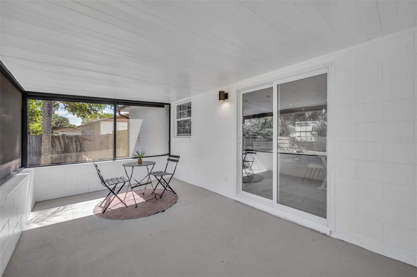 Image 25 of 29 For 454 Springwood Court