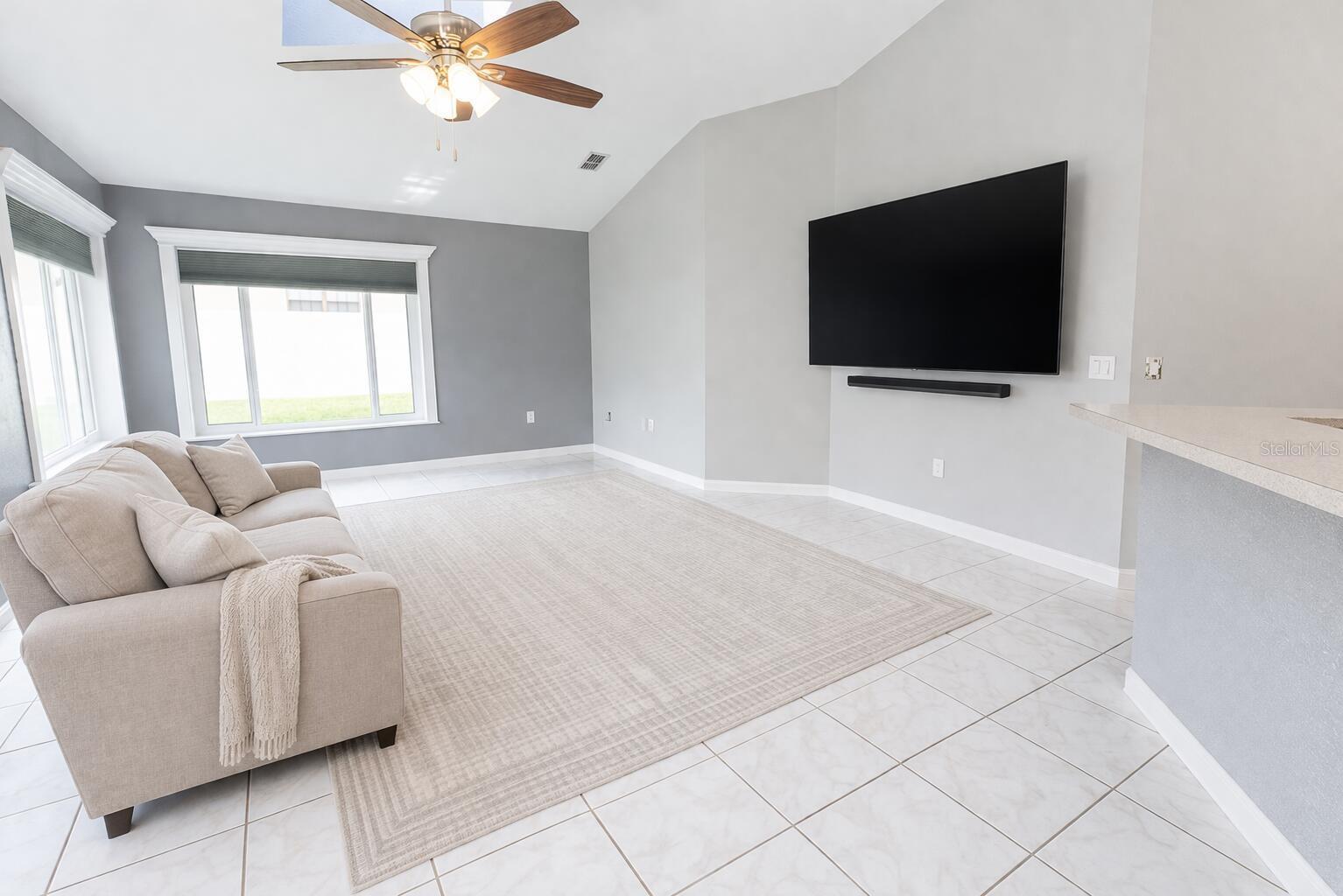 Image 11 of 30 For 1088 32nd Lane