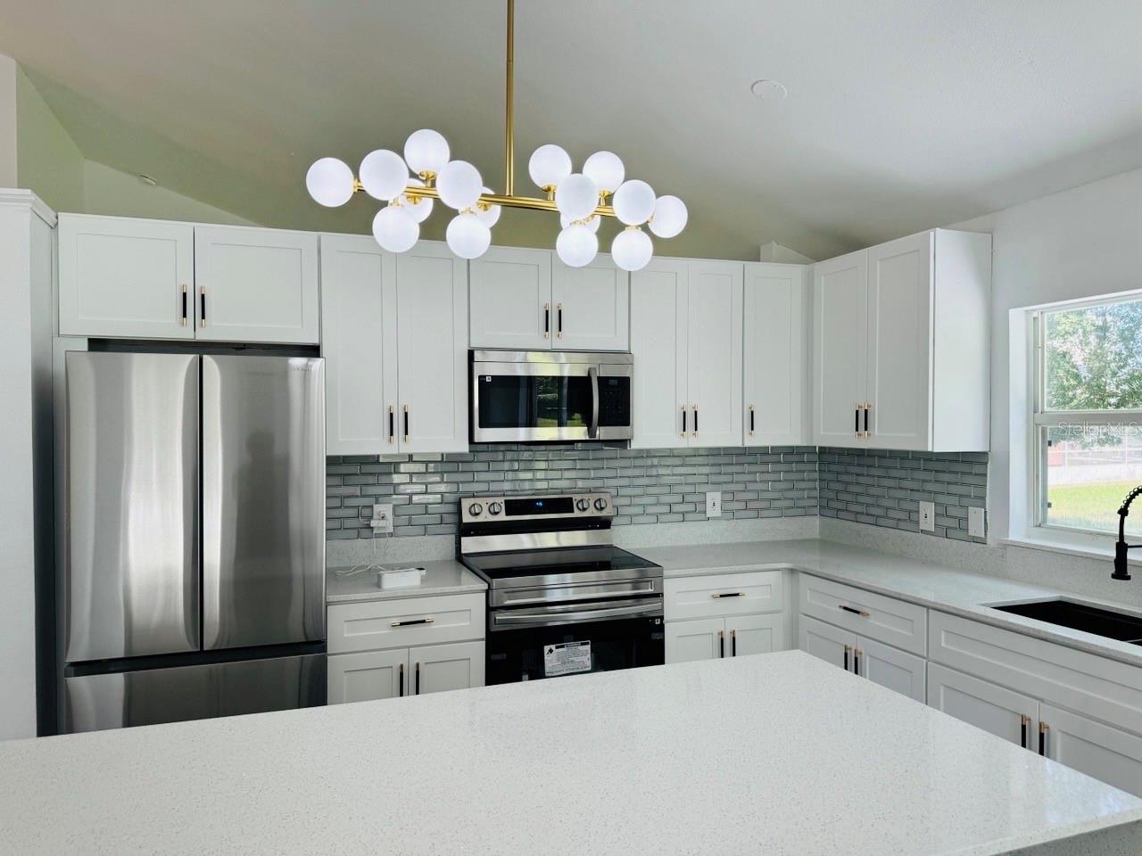 Image 12 of 25 For 215 Hollowbrook Circle