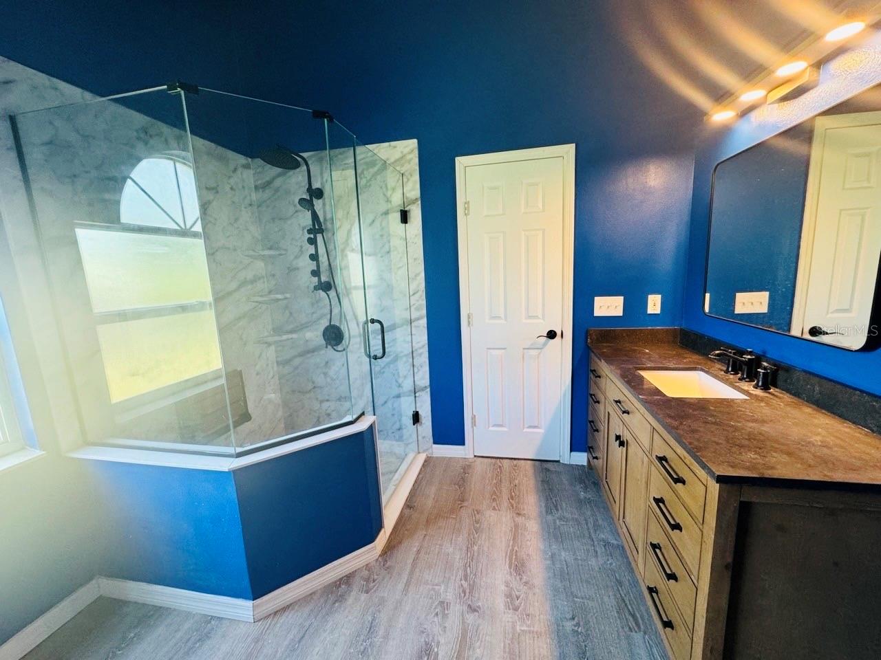 Image 13 of 25 For 215 Hollowbrook Circle