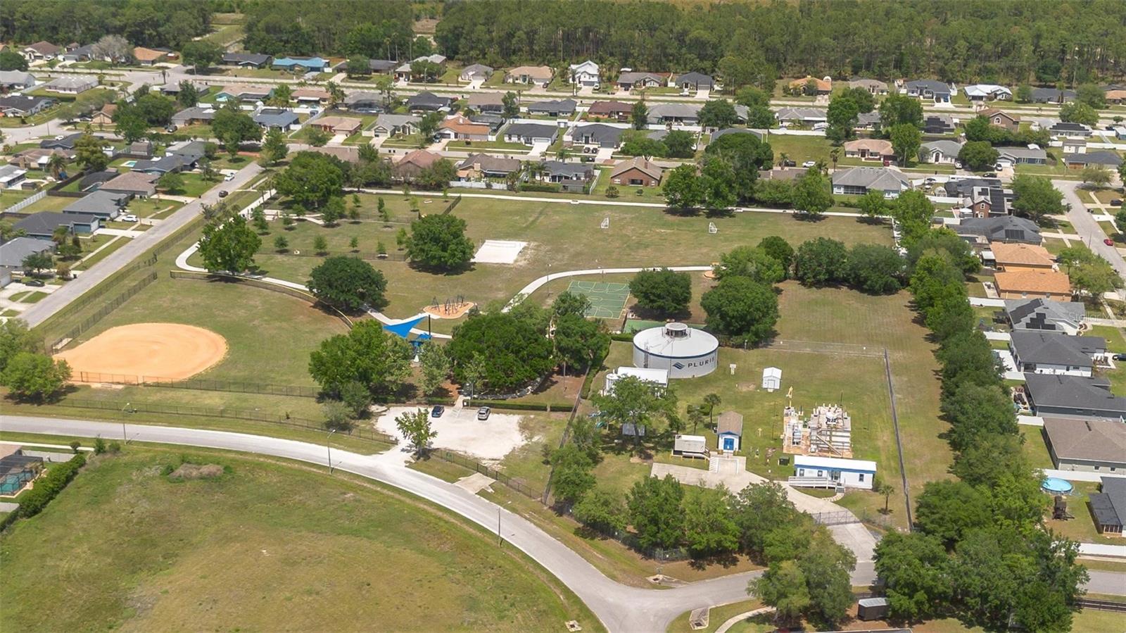 Image 8 of 11 For  Caesar Ave  