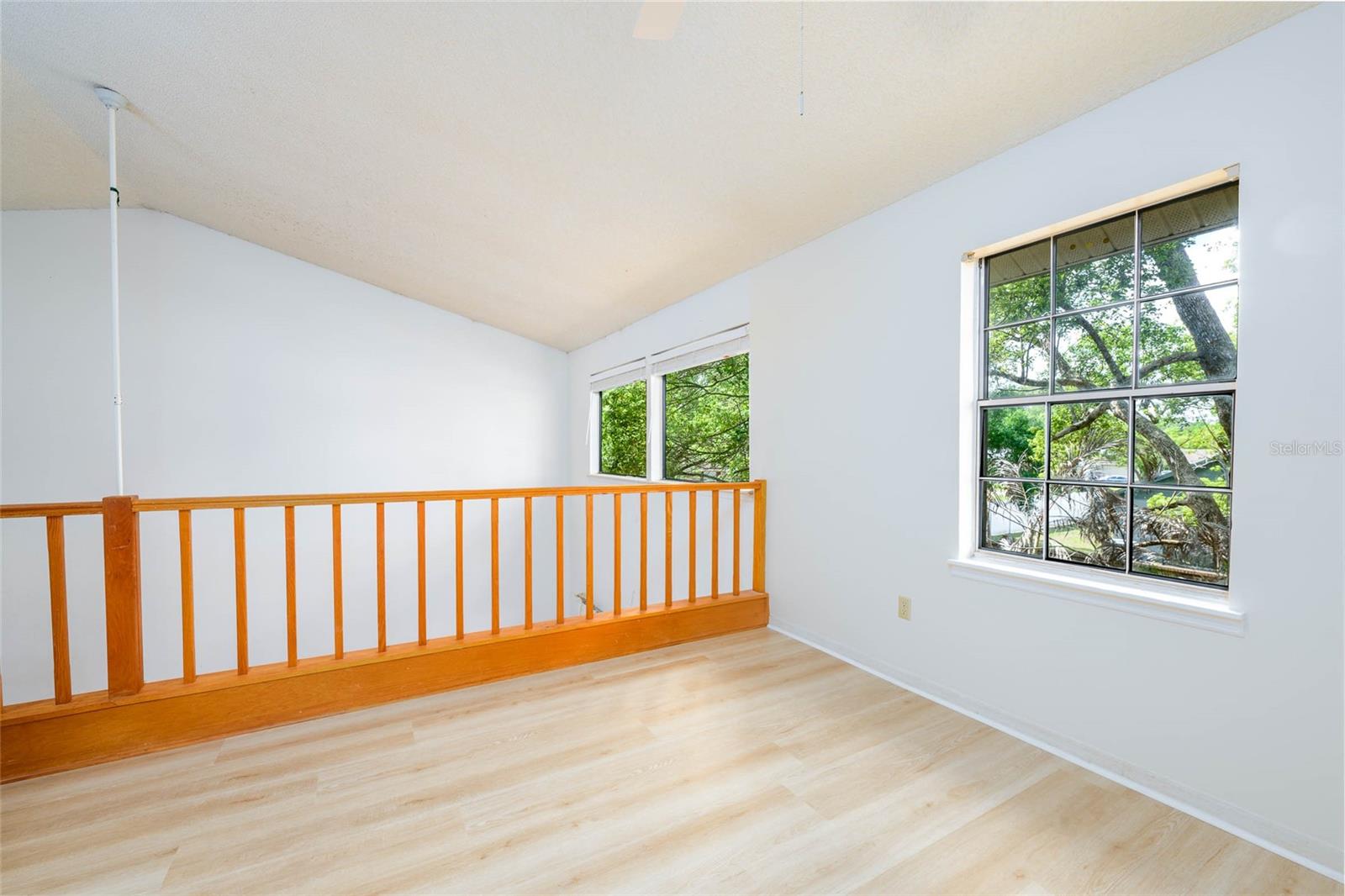 Image 16 of 20 For 4004 Crossroads Place