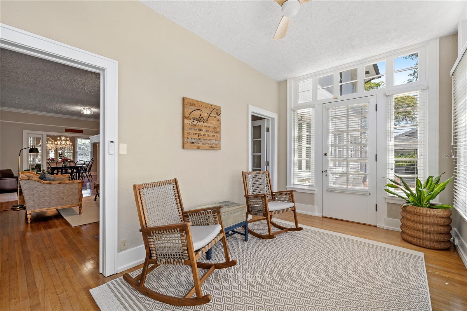 Image 12 of 87 For 405 15th Avenue