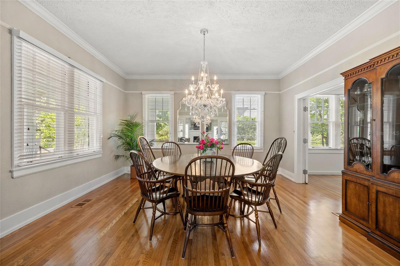 Image 14 of 87 For 405 15th Avenue