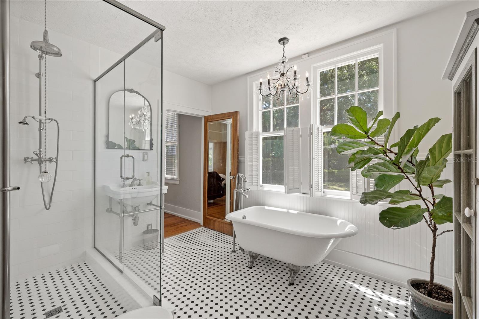 Image 19 of 87 For 405 15th Avenue