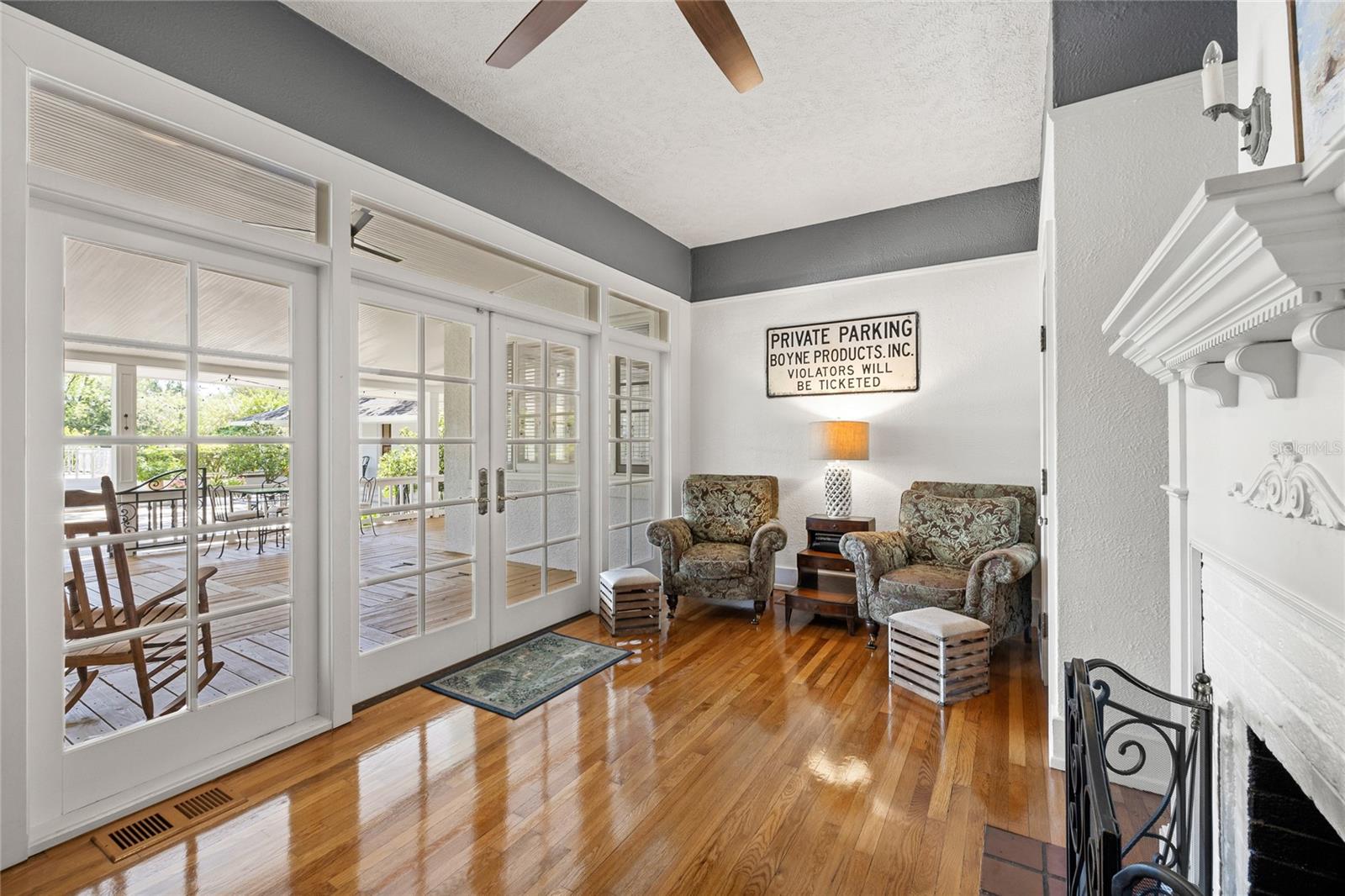 Image 21 of 87 For 405 15th Avenue