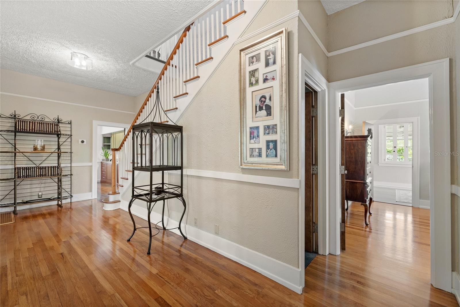 Image 23 of 87 For 405 15th Avenue