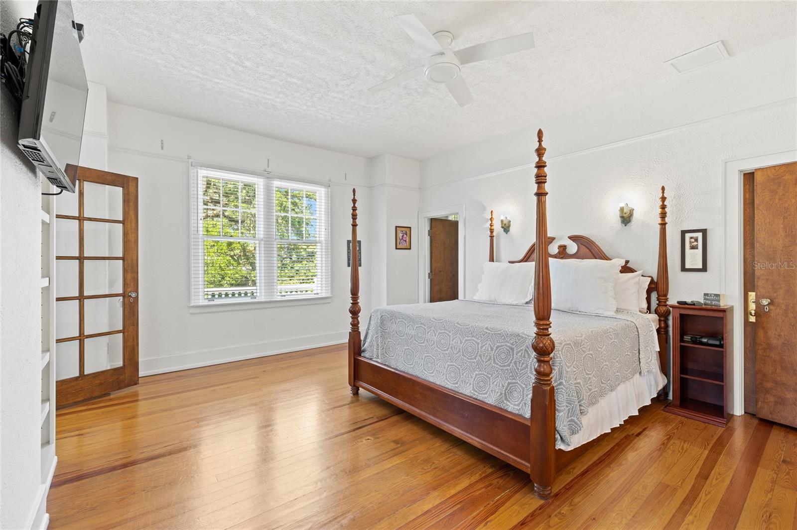 Image 28 of 87 For 405 15th Avenue