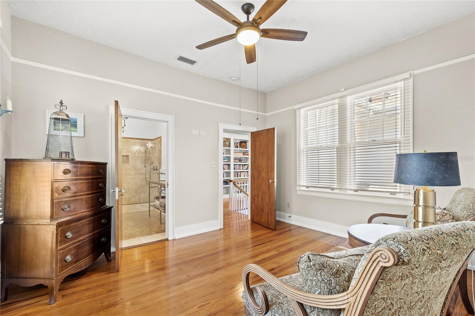 Image 33 of 87 For 405 15th Avenue