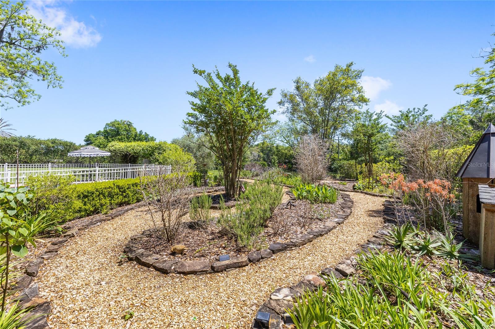 Image 58 of 87 For 405 15th Avenue