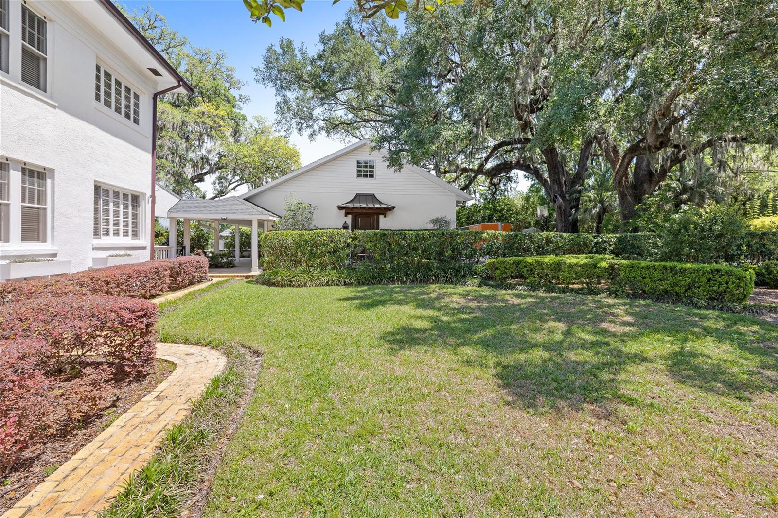 Image 65 of 87 For 405 15th Avenue