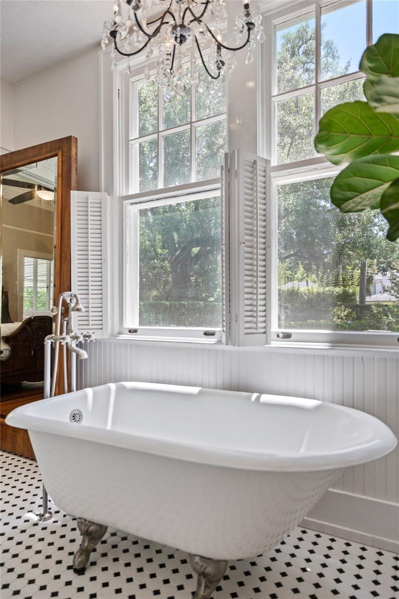 Image 71 of 87 For 405 15th Avenue