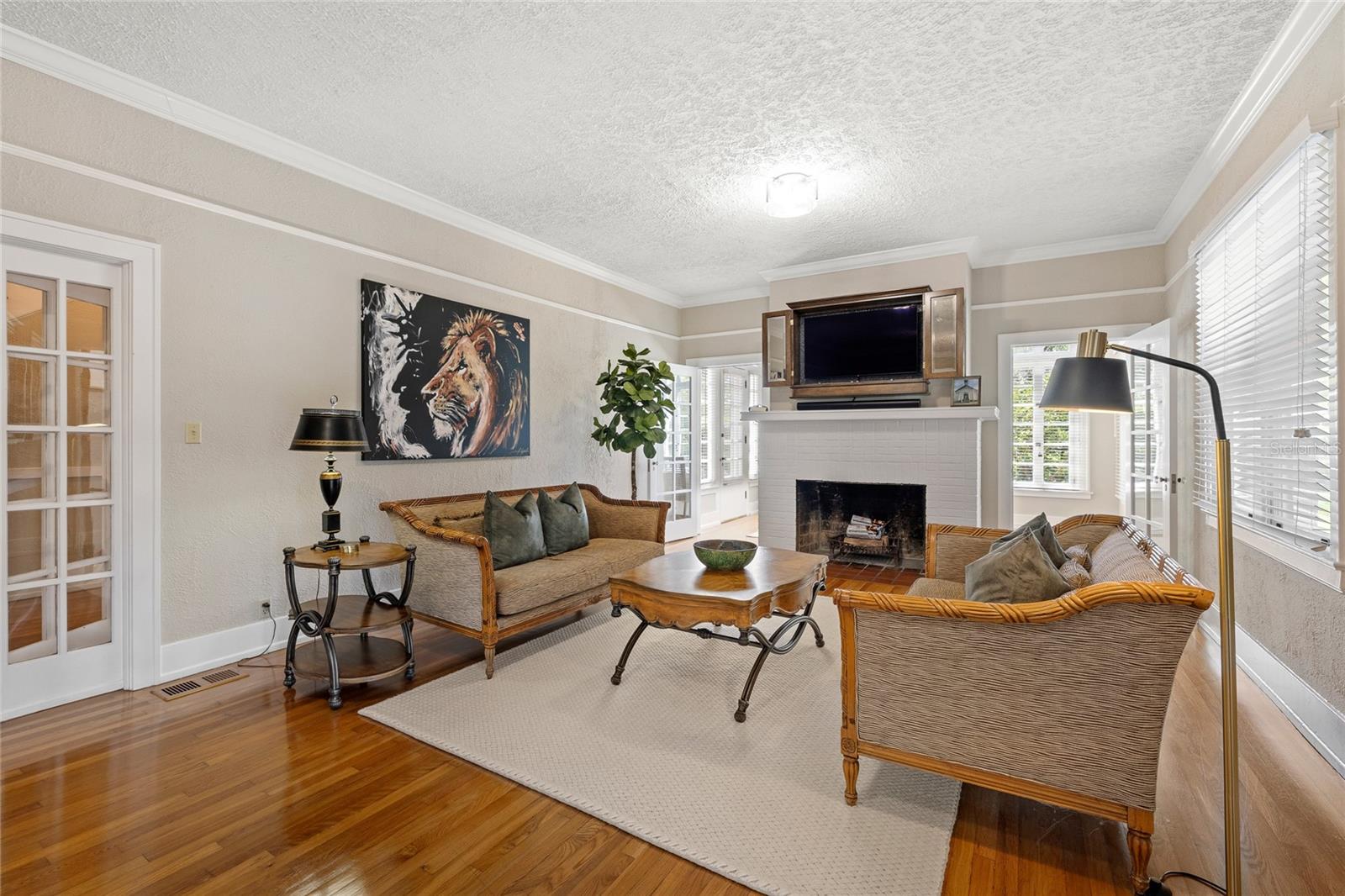 Image 8 of 87 For 405 15th Avenue