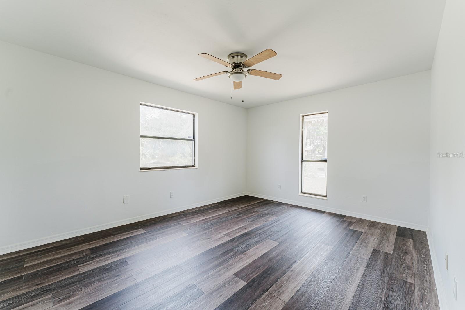 Image 10 of 31 For 96 Bayshore Drive