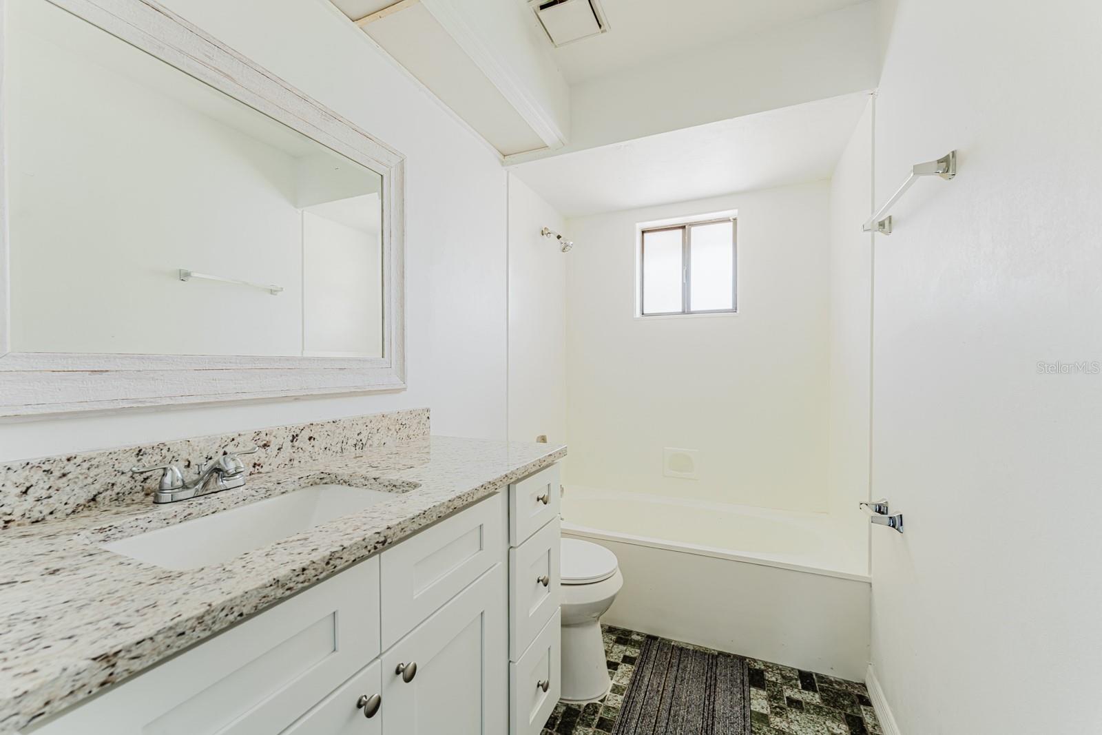 Image 19 of 31 For 96 Bayshore Drive