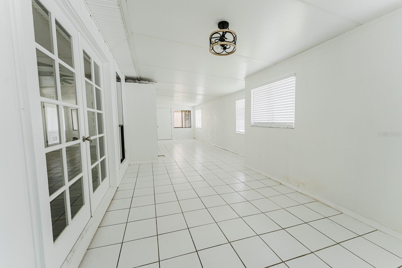 Image 21 of 31 For 96 Bayshore Drive