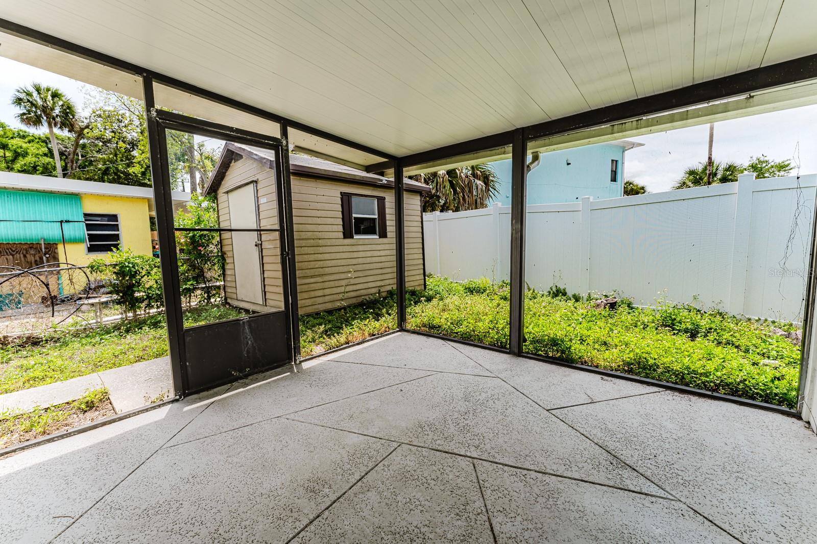 Image 25 of 31 For 96 Bayshore Drive