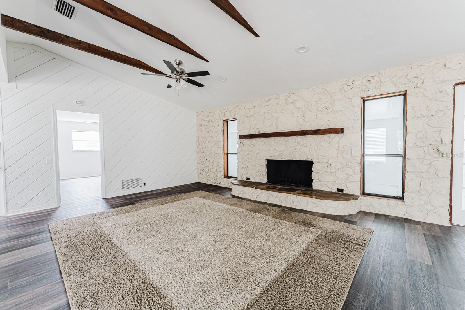 Image 27 of 31 For 96 Bayshore Drive