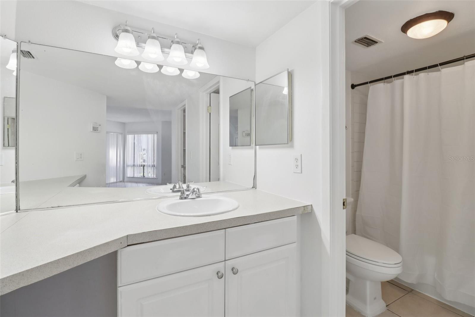 Image 10 of 19 For 4369 Aqua Vista Drive 16-c