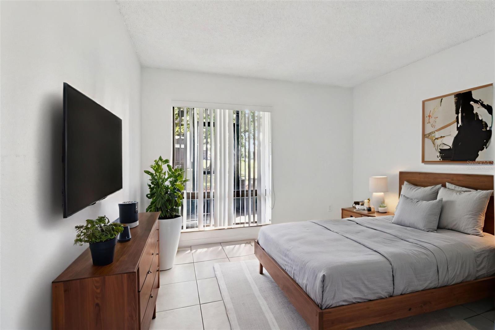 Image 11 of 19 For 4369 Aqua Vista Drive 16-c